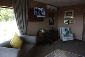 Over The Moon Guesthouse - Room