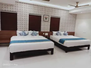 SMA Grand inn, Triplicane - Rom
