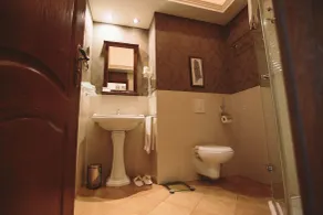 Mozart Hotel - Baño