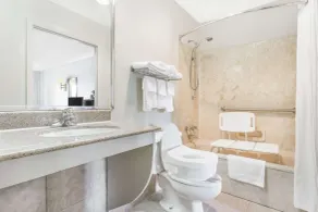 Super 8 by Wyndham Santee - Salle de bain