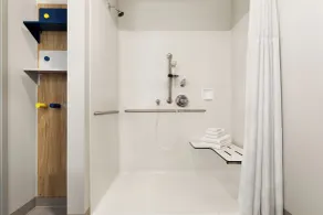 Microtel Inn & Suites by Wyndham Lachute - Baño