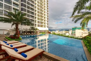 Vinpearl Empire Nha Trang, Affiliated by Meliá - Piscine