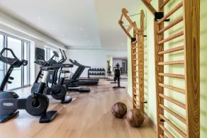 MÖVENPICK Hotel Stuttgart Messe & Congress - Sala de fitness