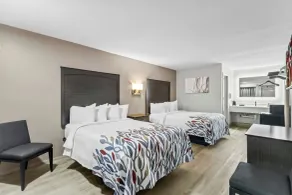 Red Roof Inn Panama City Beach - Chambre