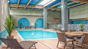 Holiday Inn Niagara Falls State Park Entry by IHG - Piscine
