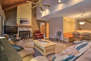 Gated Resort Home: Norris Lake Access, Shared Dock - Interiör