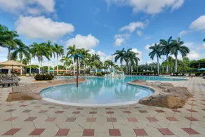 Lake View & Screened Balcony: Estero Getaway! - Interiør