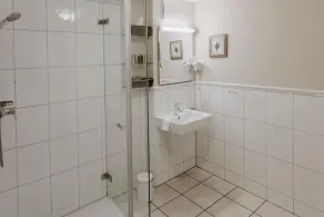 Heikendorf Ostseebad Strandhotel mit Sauna by Belvilla - Badeværelse
