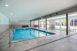 Hampton Inn & Suites by Hilton Edmonton St. Albert - Piscine