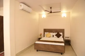 Hotel Bhavani Grand - Room