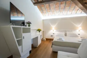 Relais Hotel Centrale "Dimora Storica" - Rum