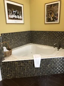 Glen Ellen Inn Secret Cottages - Badezimmer