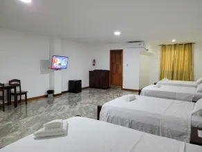 Day & Night Hotel - Zimmer