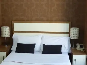 The White Lady Hotel - Quarto