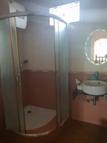 Green Hill Villa Sibolangit - Salle de bain