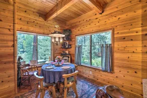 Secluded Leavenworth Cabin on Chiwawa River! - Innenbereich