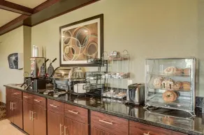 Cobblestone Inn & Suites - Altamont - Restaurant