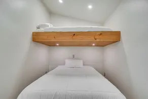 Single-story Cabin on Hyco Lake: Swim & Unwind! - Innenbereich