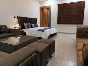 2BR Villa with Pool, BBQ & Music at GoBravo Grandeur Gurgaon - Piscine privée
