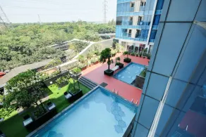 Cozy Tamansari Hive Cawang by Bonzela Property - Pool
