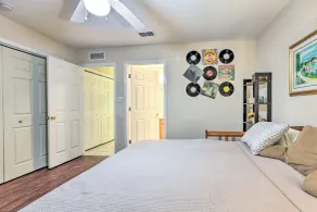 Tallahassee Townhome 4 Mi to College Town! - Interior