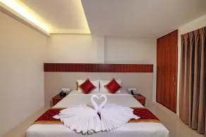 Sathyam Oasis  - Rum