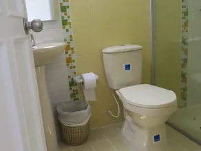 Hotel Iraka Zenu - Bathroom