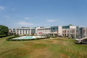 Smy Pisa Plaza - Pool