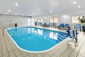 Best Western Worlds Of Fun - Piscine