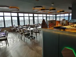Hangover Central Hotel - Restaurant
