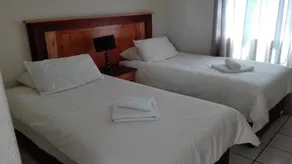 The Elixir Hotel - Habitación