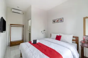 RedDoorz Syariah near Wijilan 2 Yogyakarta - Habitación