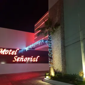 Motel Señorial - Fachada del alojamiento