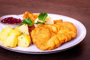 NEUWIRT - Boutiquehotel & Wirtshaus - Restaurant