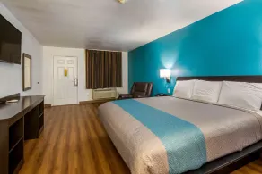 Motel 6-Freeport, TX - Chambre