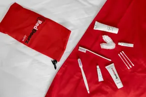 RedDoorz Plus at Hawai Inn Near Mall of Panakukang - Chambre