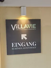 VillaWie - Interior entrance