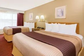 Days Inn by Wyndham Staunton - Chambre