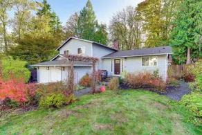 Family Retreat w/ Hot Tub & Game Room in Everett! - Innenbereich