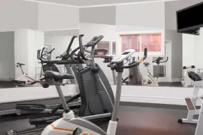 Super 8 by Wyndham Mt Hope Hamilton Intl Arpt ON - Salle de remise en forme
