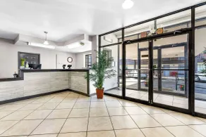 Quality Inn Lawrenceburg - Lobby