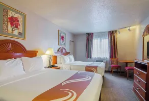 Quality Inn Sidney I-80 - Room