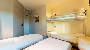 Kyriad ECO - Marne-la-Vallée Bussy-Saint-Georges - Værelse
