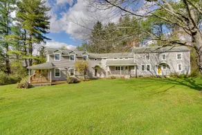 Historic New Lebanon Hideaway on 33 Private Acres! - Innenbereich