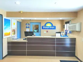 Days Inn by Wyndham Woodland - Réception