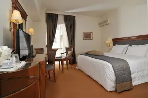 Athens Atrium Hotel and Suites - Chambre