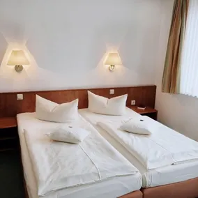 REGIOHOTEL Bunte Stadt Wernigerode - Room
