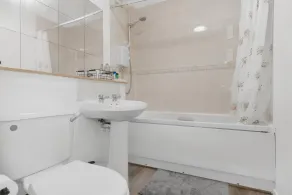Saughton 2BR Free Private Parking Near Tram station - Badeværelse