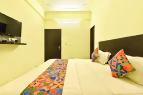 FabHotel Raghukul - Nr Chokhi Dhani - Salle de bain