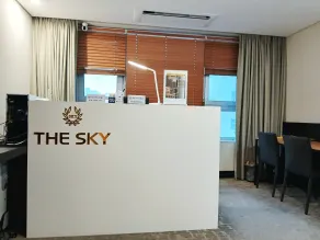 The Sky Hotel cheon an - Reception